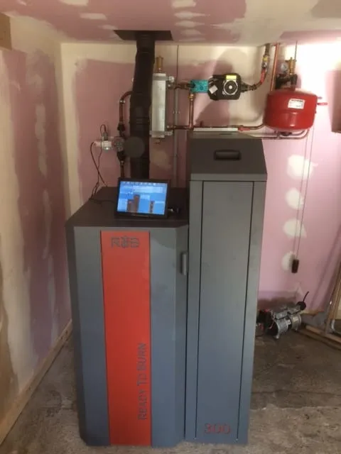 Chaudière à granulés RTB 17 kW, installé par FK Énergie